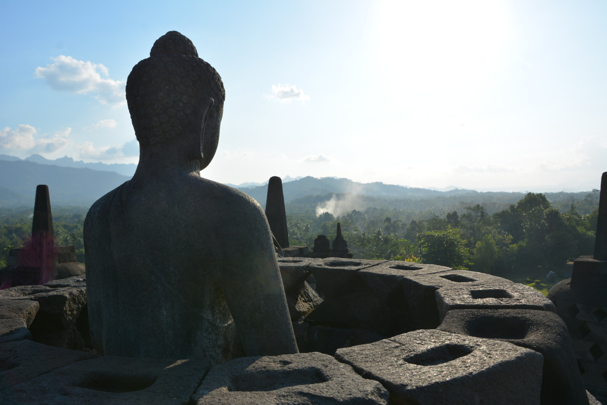 Enjoy Indonesia Tours © JP Pariset Photo Temple de Borobudur 2